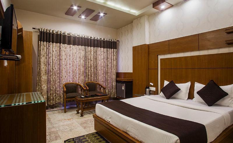 Hotel Basera Brij Bhoomi Vrindávan Kültér fotó