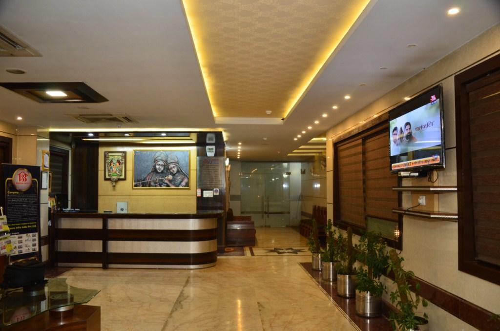 Hotel Basera Brij Bhoomi Vrindávan Kültér fotó